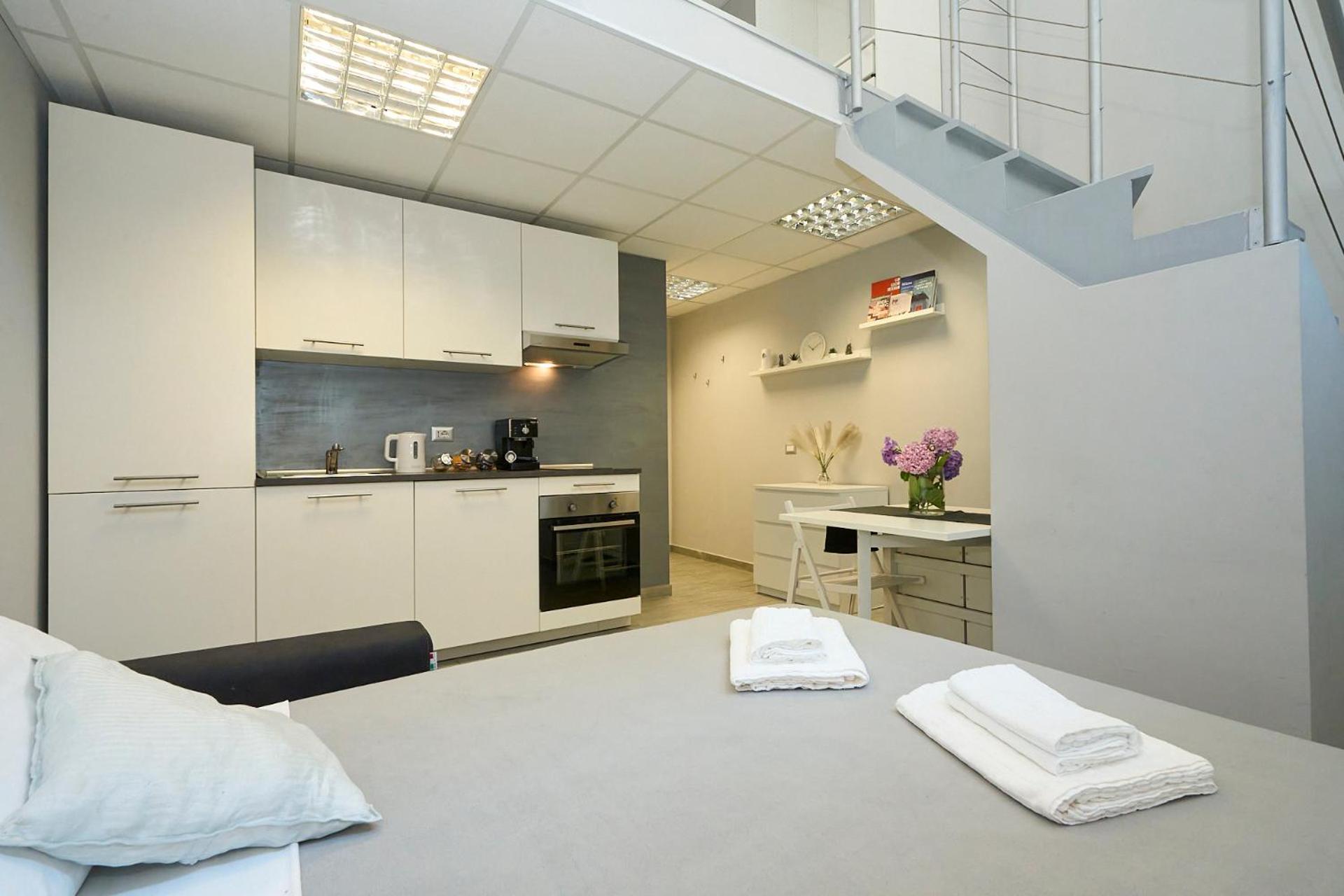 Design White Loft - Ac Wifi 10 Minutes From Duomo * Milán