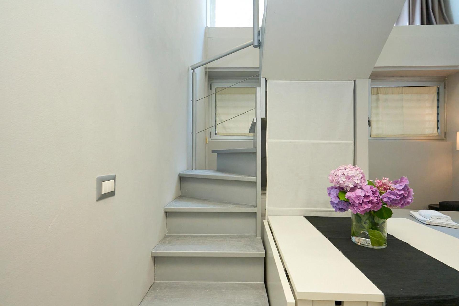 Design White Loft - Ac Wifi 10 Minutes From Duomo Apartamento Milán